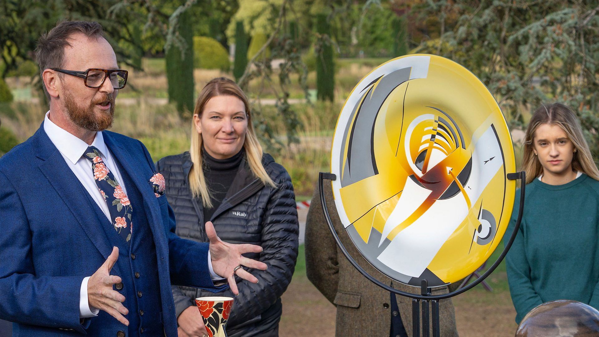 Antiques Roadshow background