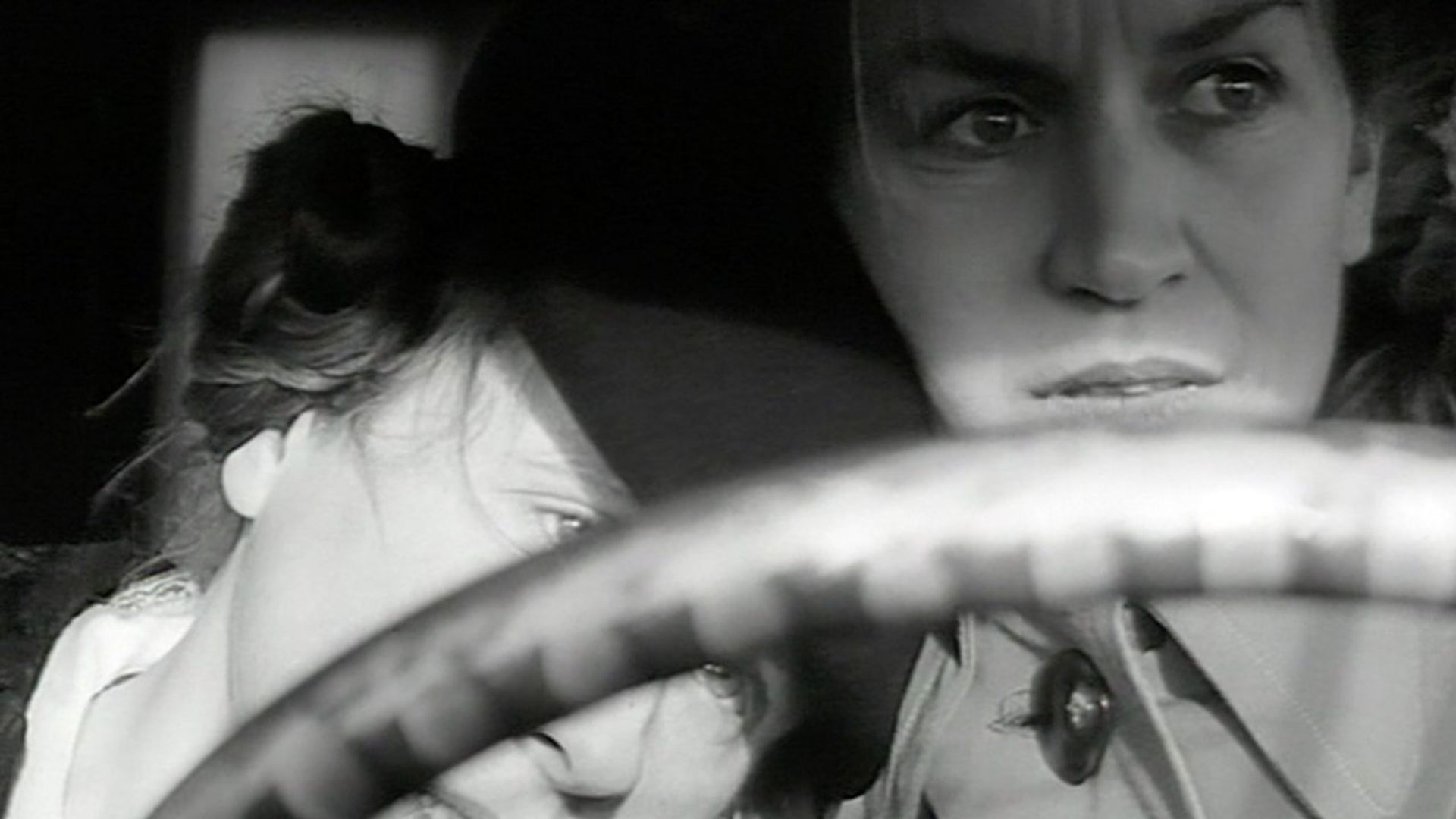 Heimat: A Chronicle of Germany background