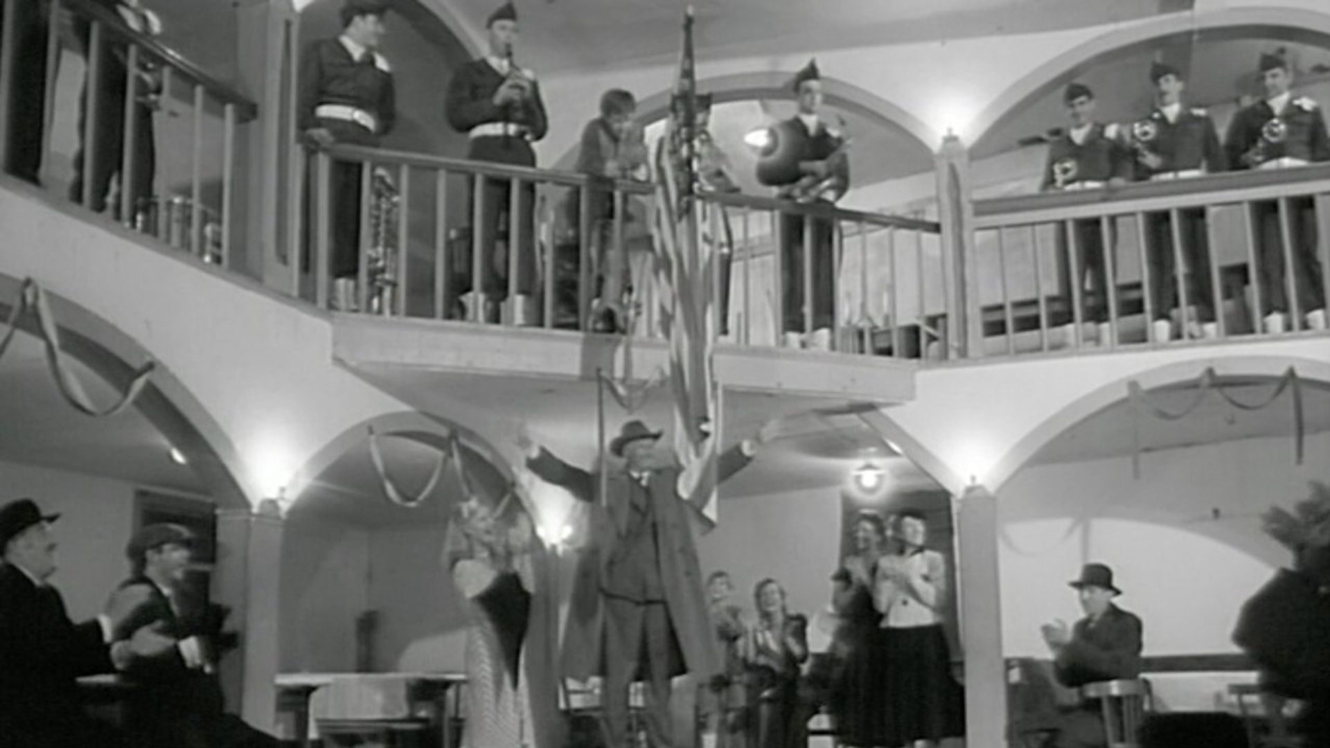 Heimat: A Chronicle of Germany background