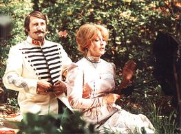 Kveta Fialová and Pavel Landovský in Straw Hat (1972)