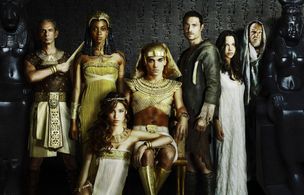 Max Brown, Antony Bunsee, Travis Beacham, Kelsey Asbille, Reece Ritchie, Condola Rashad, and Caroline Ford in Hieroglyph