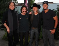 Tom Johnson, John McFee, Luke Bryan, and Patrick Simmonds