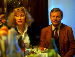 Irina Miroshnichenko and Vitali Solomin in Zimnyaya vishnya 2 (1990)