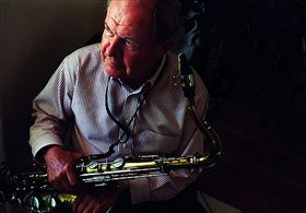 Tommy Newsom in The Tonight Show Starring Johnny Carson (1962)