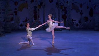 Darci Kistler and Damian Woetzel in The Nutcracker (1993)