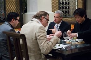 Eric Ripert in Top Chef (2006)