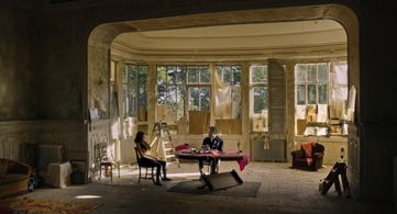 Luís Araújo and Rita Cabaço in Dialogues with Leucò (2023)