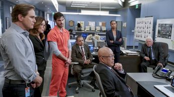 Mary McDonnell, G.W. Bailey, Michael Paul Chan, Raymond Cruz, Phillip P. Keene, Kearran Giovanni, and Daniel di Tomasso 