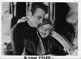 Terry Walker and Tom Tyler in Deadwood Pass (1933)