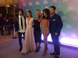 Juliana Paes, Marco Pigossi, Paolla Oliveira, Isis Valverde, and Fiuk at an event for Edge of Desire (2017)