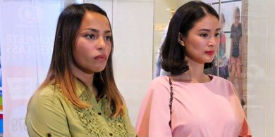 Heart Evangelista and Erika Padilla in Juan Happy Love Story (2016)