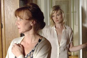 Bonita Friedericy and Melinda Page Hamilton in Sleeping Dogs Lie (2006)