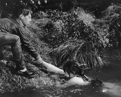 Philip Needs and Loretta Parry in Hand in Hand (1961)