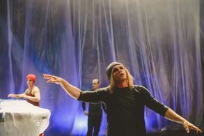 Rostislav Novák Jr. in Miluji te modre (2017)