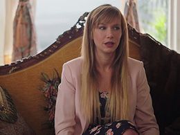 Charlotte Newhouse in Idiotsitter (2014)