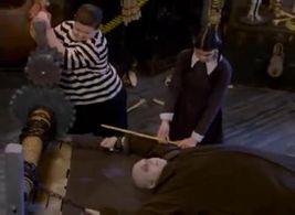 Michael Roberds, Nicole Fugere, and Brody Smith in The New Addams Family (1998)