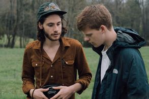 Grant Conversano and Lucas Hedges on the set of Pigeonhearts.