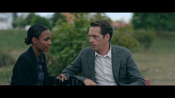 Niklas Engdahl and Nanna Blondell in The Inner Circle (2019)