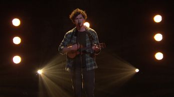 Vance Joy in Conan (2010)