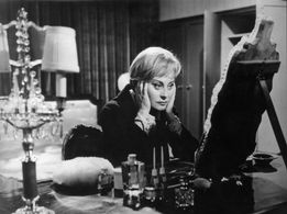 Michèle Morgan in Grand Hotel (1959)