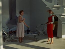 Dominique Marie and Adrienne Servantie in Mon Oncle (1958)