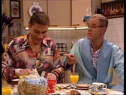 Walter Crommelin and Kenneth Herdigein in We zijn weer thuis (1989)