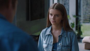 Still of Ingrid Torelli in Five Bedrooms