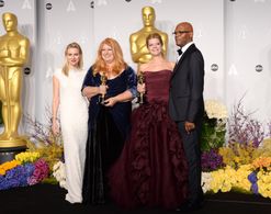 Samuel L. Jackson, Adruitha Lee, Robin Mathews, and Naomi Watts