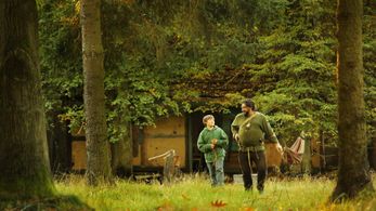 Heiko Pinkowski and Tadeus Ranisch in Reuber (2013)