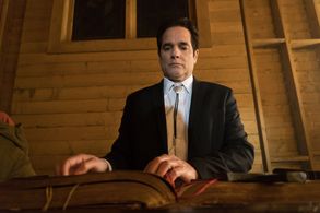 Yul Vazquez in Midnight, Texas (2017)