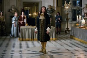 Elisa Lasowski, Jessica Clark, and George Blagden in Versailles (2015)