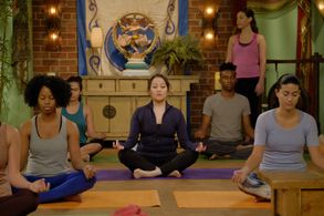 Suzy Nakamura and Jessie Cohen in Dr. Ken (2015)