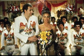 Nicolas Cage, Sarah Jessica Parker, and Burton Gilliam in Honeymoon in Vegas (1992)