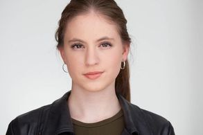 Olivia Gropp Headshot