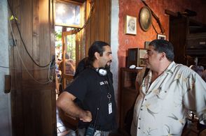 Vincent Pastore and Mahyad Tousi in Looking for Palladin (2008)