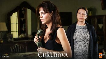 Vahide Perçin and Hilal Altinbilek in Bir Zamanlar Çukurova (2018)