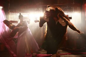 Gyu-ri Kim and Nam-gil Kim in Portrait of a Beauty (2008)