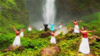 Herman Koto and Anwar Congo in The Act of Killing (2012)