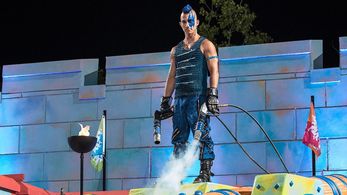 Elliott as Thorne in Splatalot