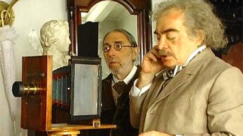 Eduard Artemyev and Aleksandr Adabashyan in Sunstroke (2014)