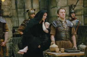 Rosalinda Celentano, Romuald Andrzej Klos, and Davide Marotta in The Passion of the Christ (2004)