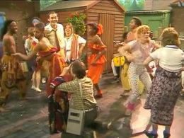 Andrea Arnold, Patrick Doyle, Kim Goody, Sandi Toksvig, Michael Maynard, and Ekome in No 73 (1982)