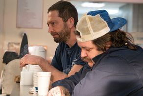 Ebon Moss-Bachrach and Matty Matheson in The Bear (2022)