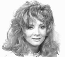 Glória Menezes in Irmãos Coragem (1970)