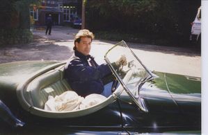 Batman & Robin Movie Driving Bruce Wayne's (Val Kilmer) Green Car To Closed Set
