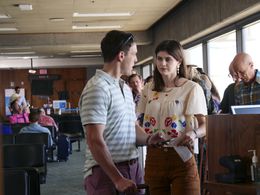 Alexandra Daddario and Jake Lacy in The White Lotus (2021)