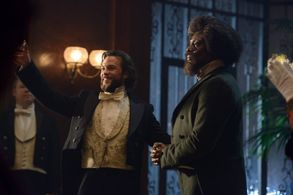 Kyle Schmid and Eamonn Walker in Copper (2012)