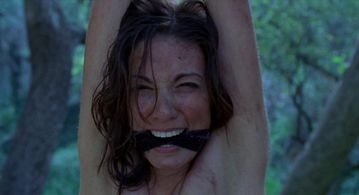 Natalie Avital in Shallow Ground (2004)