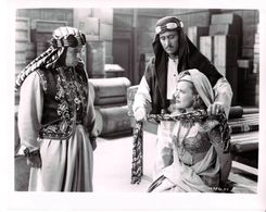 Frederic Brunn and Joan Marsh in Secret Service in Darkest Africa (1943)