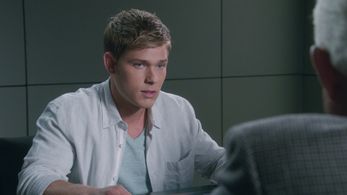 Mason Dye in Major Crimes (2012)